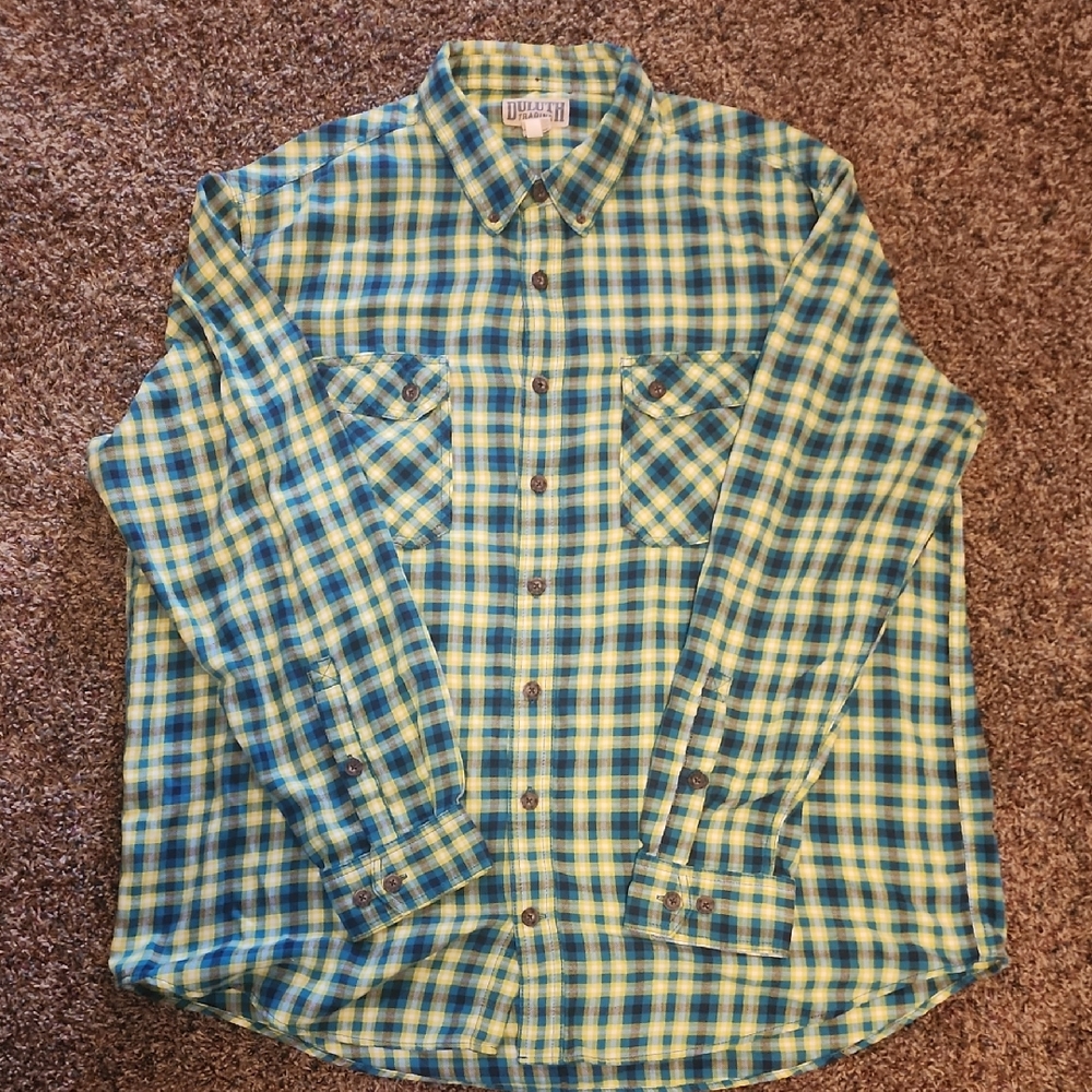Duluth Trading Co Blue and White Casual Button Down Shirt